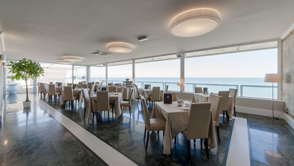 Hotel Esplanade Pescara Kültér fotó