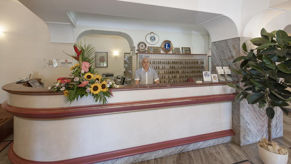 Hotel Esplanade Pescara Kültér fotó