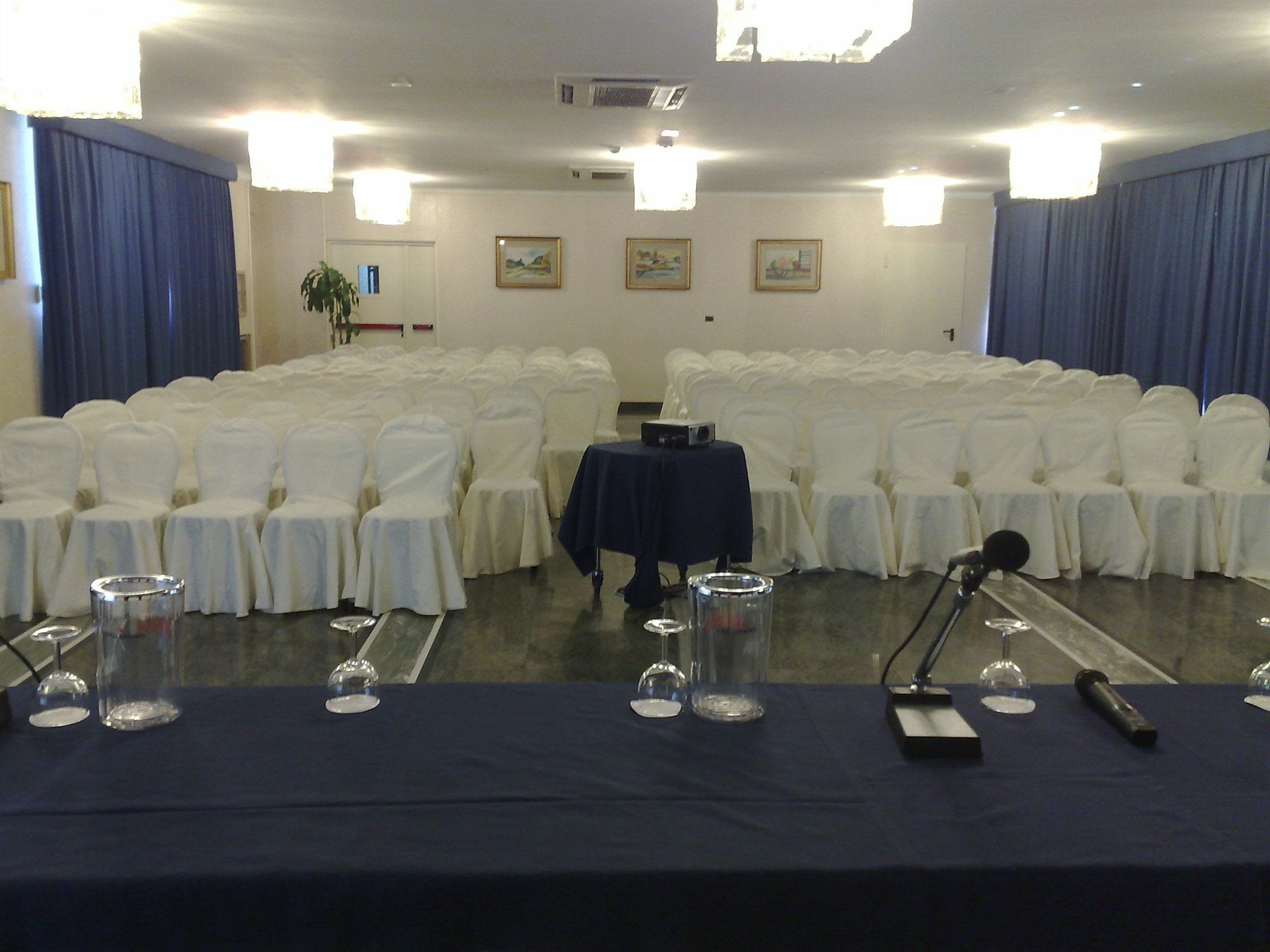 Hotel Esplanade Pescara Kültér fotó
